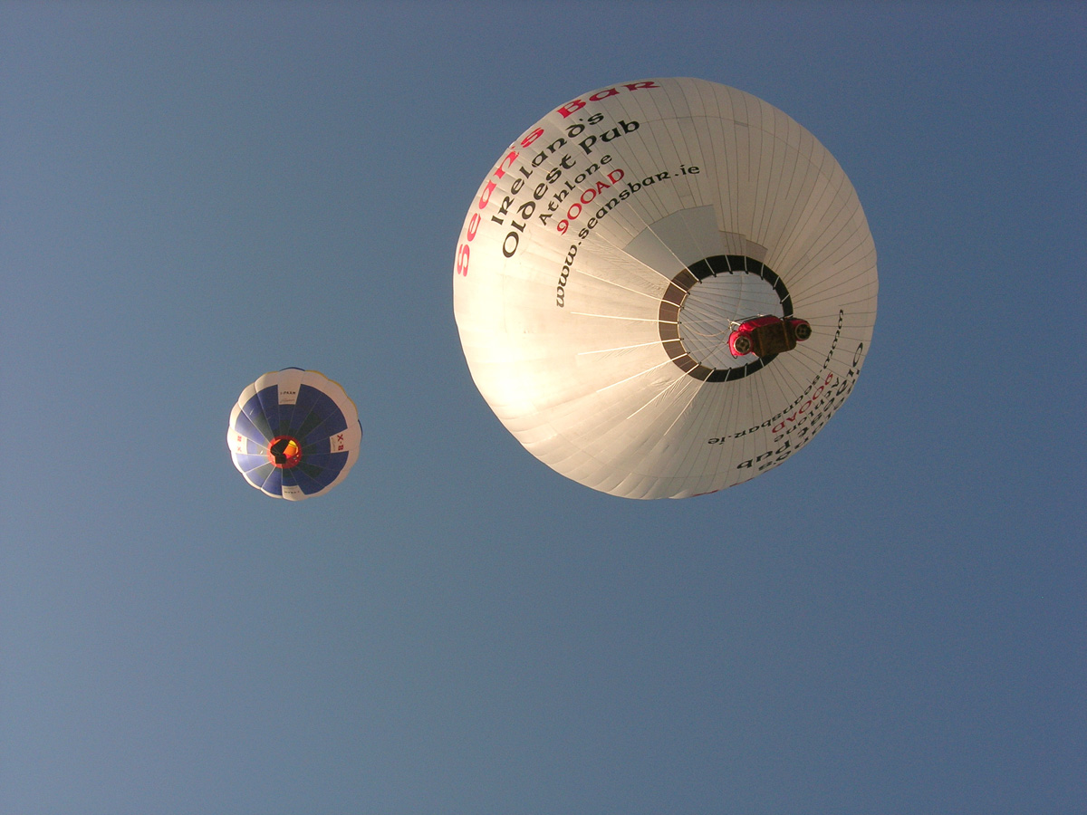 Pauline-Baker-2balloons-2008